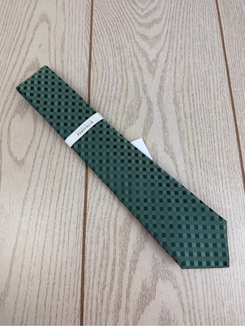 834 Perry Ellis Portfolio Men's Tie Hansen Check Solid fl_19 Green $55 Polyester